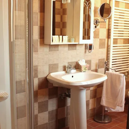 Aparthotel Il Feudo Dei Pierleoni 4*