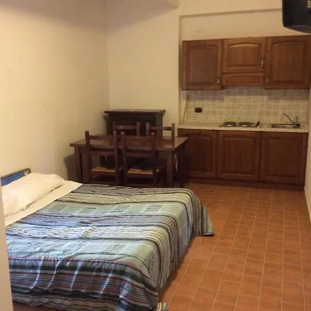 Aparthotel Il Feudo Dei Pierleoni *