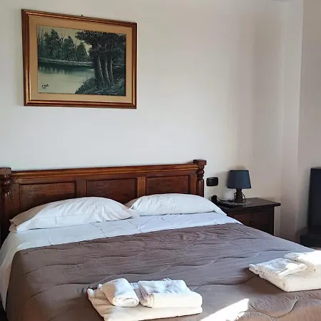 Il Feudo Dei Pierleoni Aparthotel