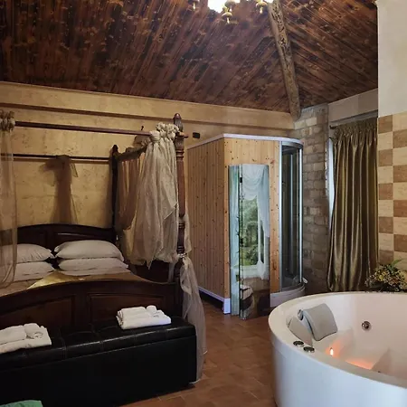 아파트호텔 Il Feudo Dei Pierleoni 4*