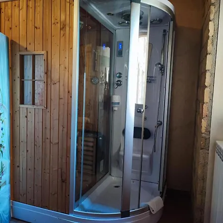 Il Feudo Dei Pierleoni 아파트호텔 첼라노