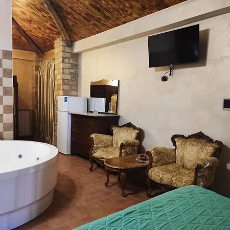 Il Feudo Dei Pierleoni 4*