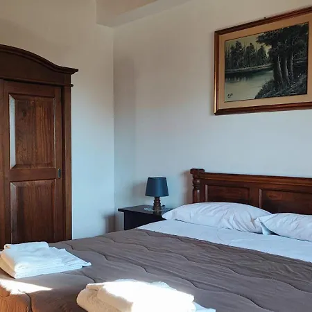 Il Feudo Dei Pierleoni Aparthotel Celano
