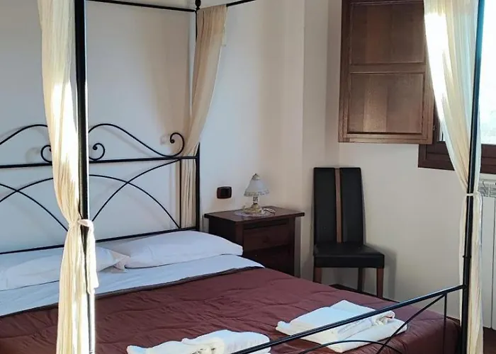 Il Feudo Dei Pierleoni 4*