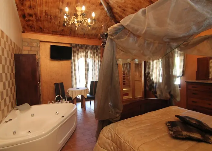 Aparthotel Il Feudo Dei Pierleoni 4*