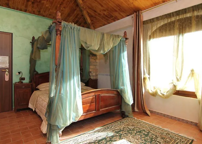 Aparthotel Il Feudo Dei Pierleoni 4*